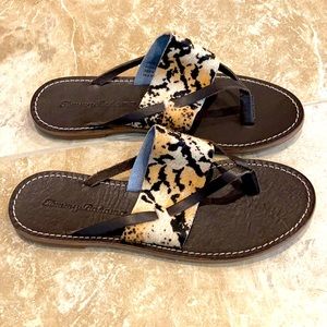 Tommy Bahama flip flops NWOT